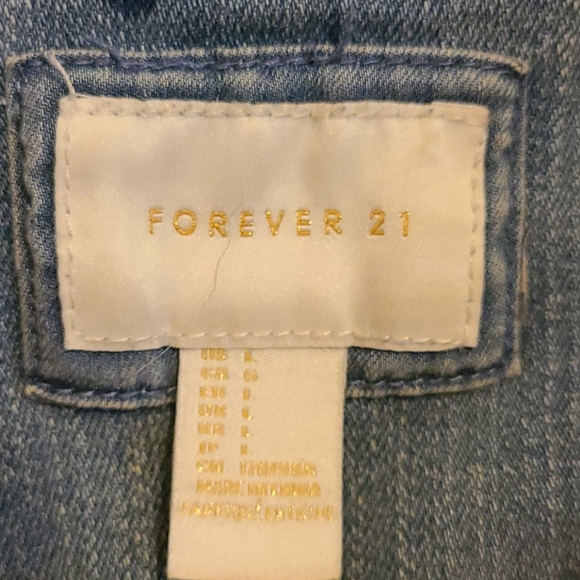 Jean jacket - Picture 2 of 3